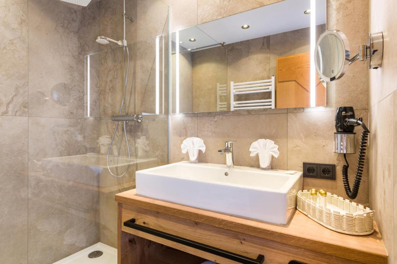 Wellness & Sporthotel Alpenhof Ehrwald Eksteriør billede